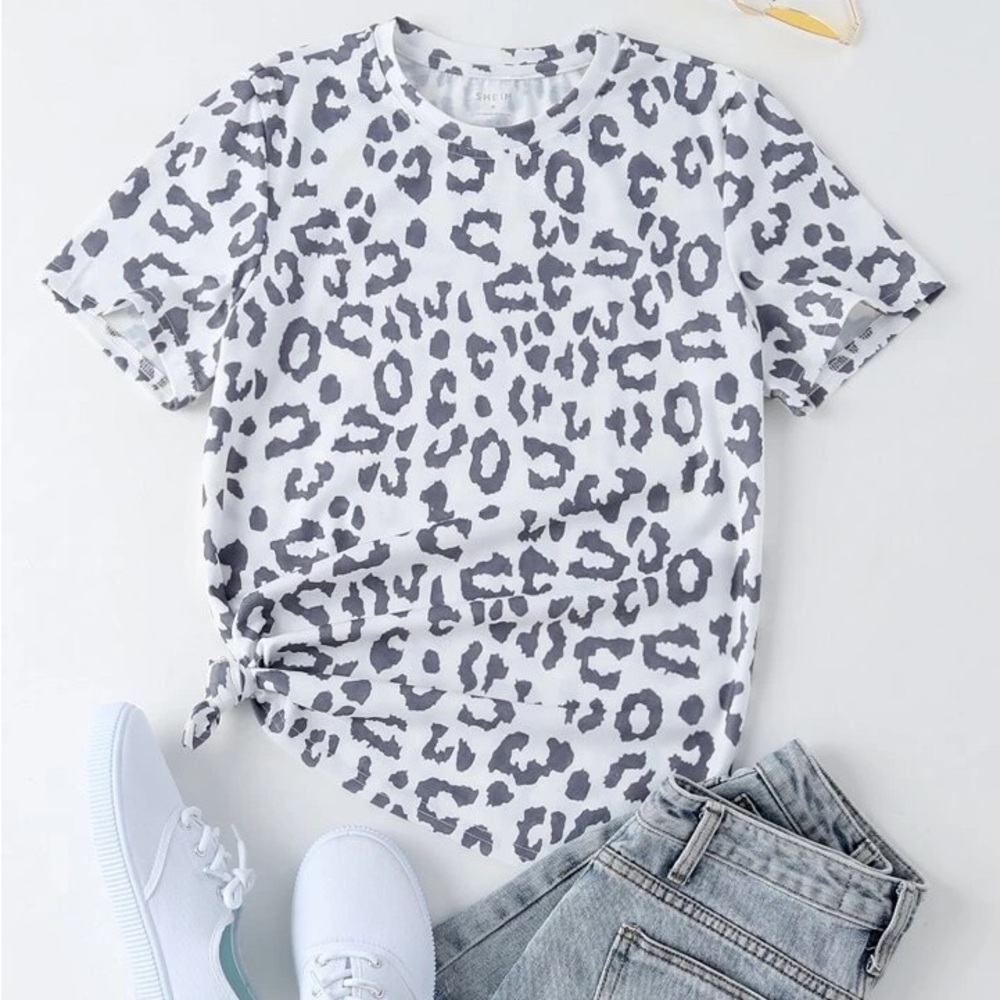 Leopard Print Round Neck Tee
